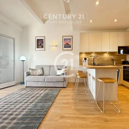 Апартаменты Pointe St-francois T3 Vue *