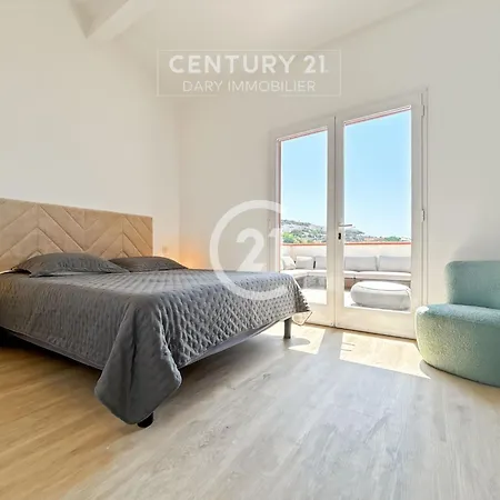 Pointe St-francois T3 Vue * 卡尔维